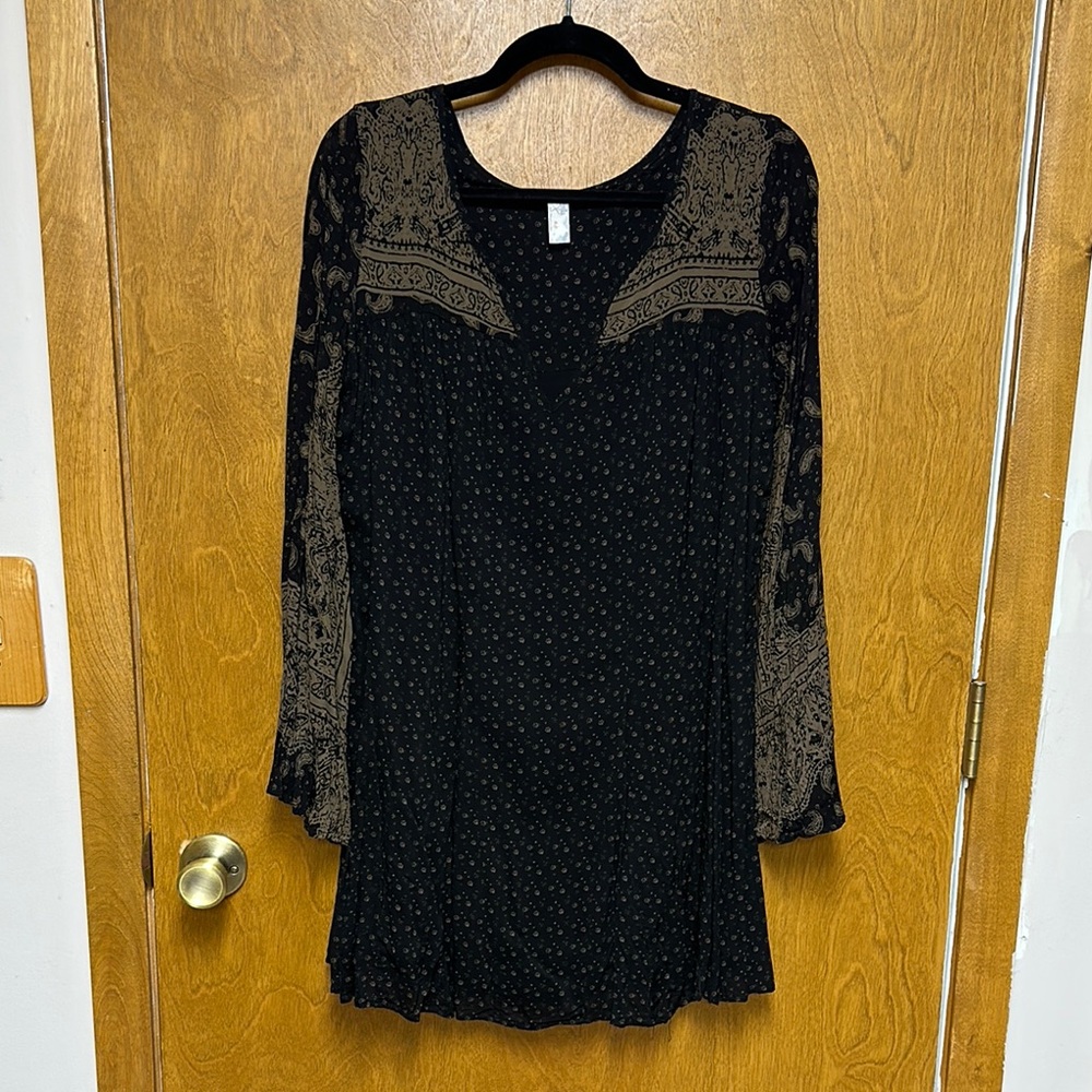 FREE PEOPLE. Black and Brown Women's Swing Mini Dress. Lined. Size S